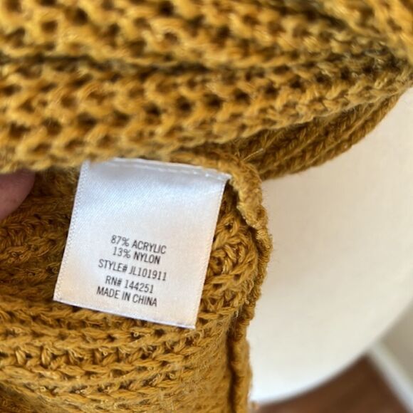 Women’s M mustard thick chunky twisted wrap back sweater - Picture 12 of 12